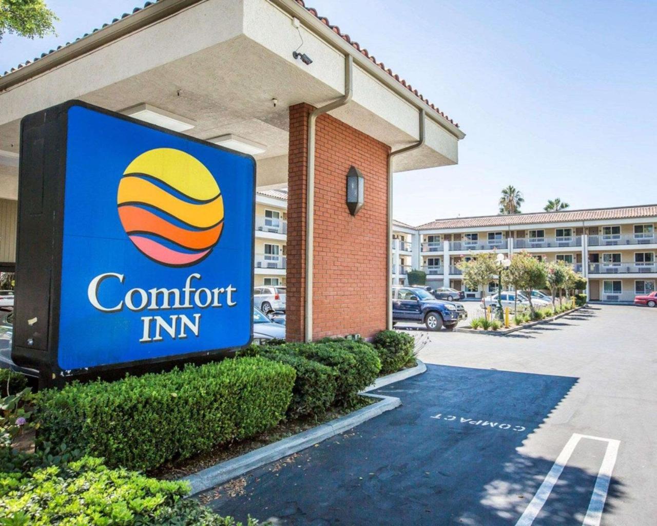 Hyland Inn Near Pasadena Civic Center מראה חיצוני תמונה