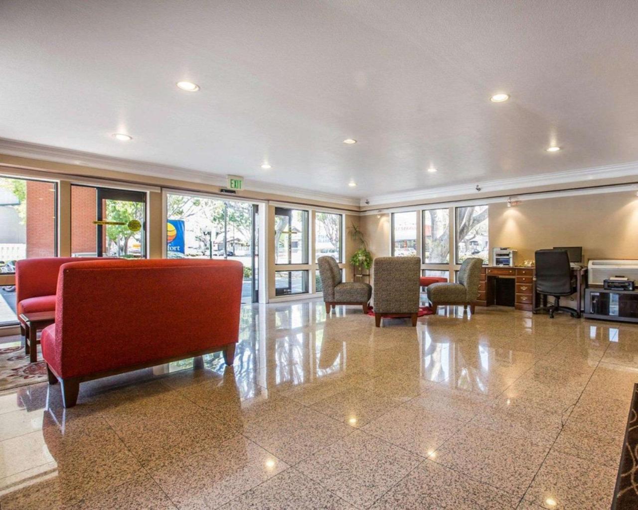 Hyland Inn Near Pasadena Civic Center מראה חיצוני תמונה