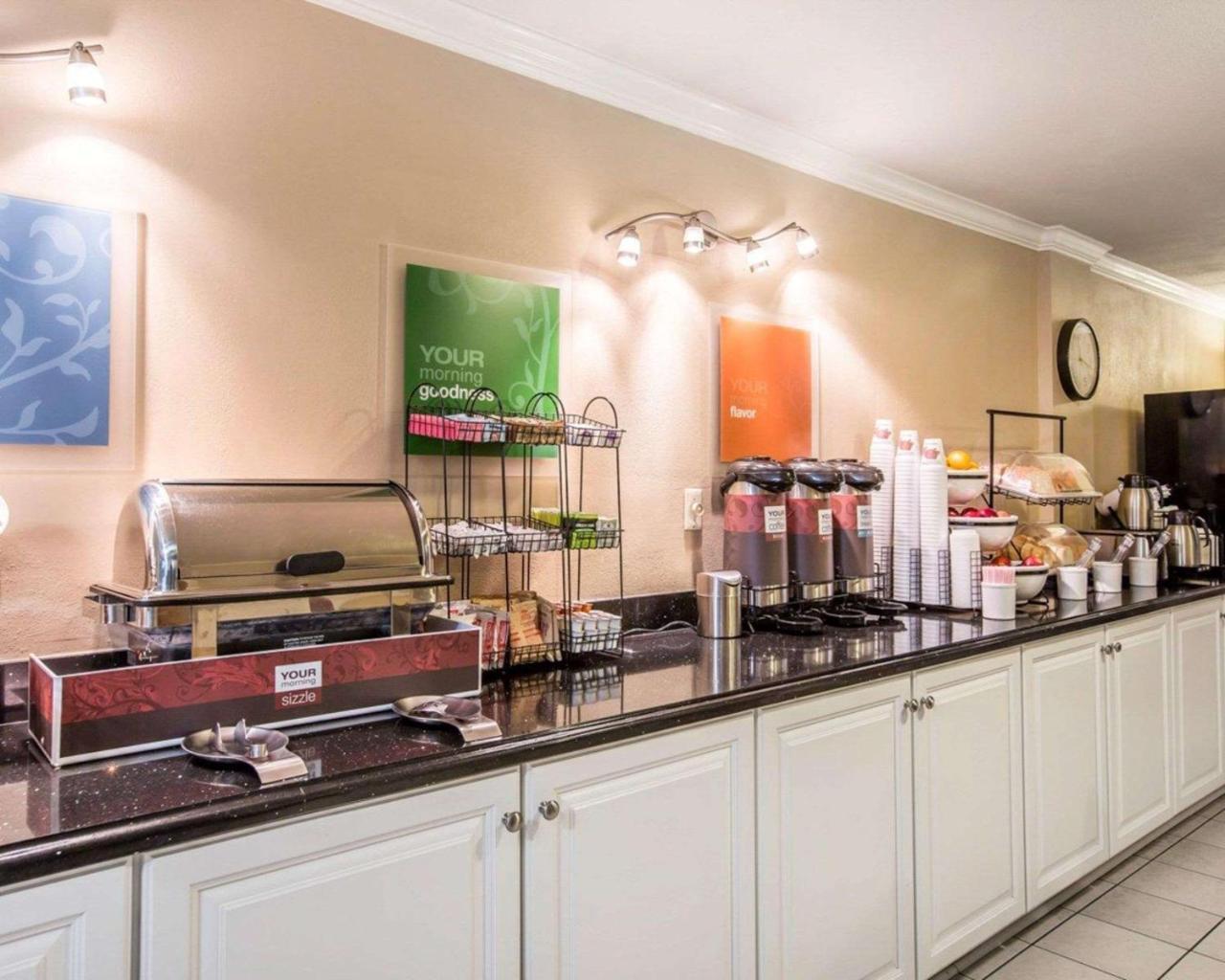 Hyland Inn Near Pasadena Civic Center מראה חיצוני תמונה